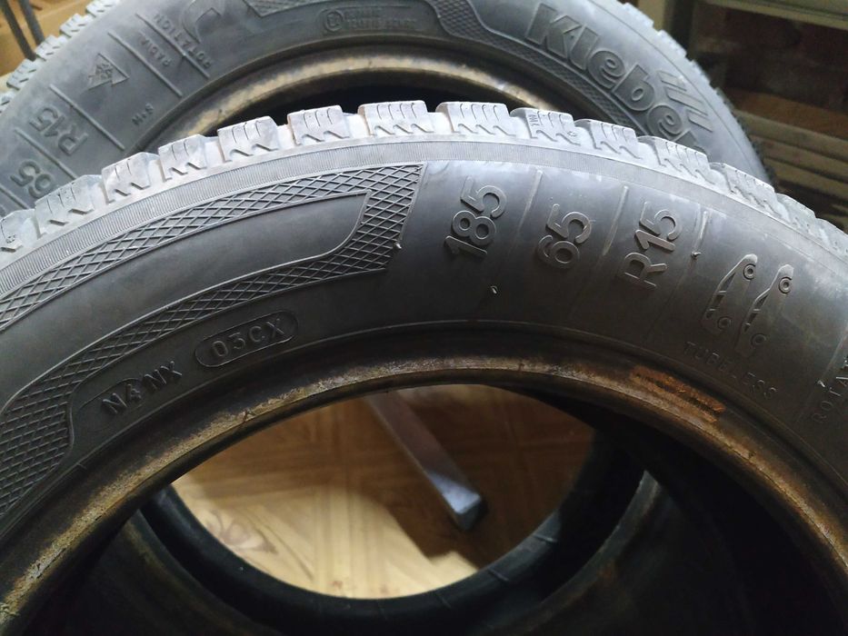 Автомобилни зимни гуми KLEBER 185/65/15 - в 2 бр.