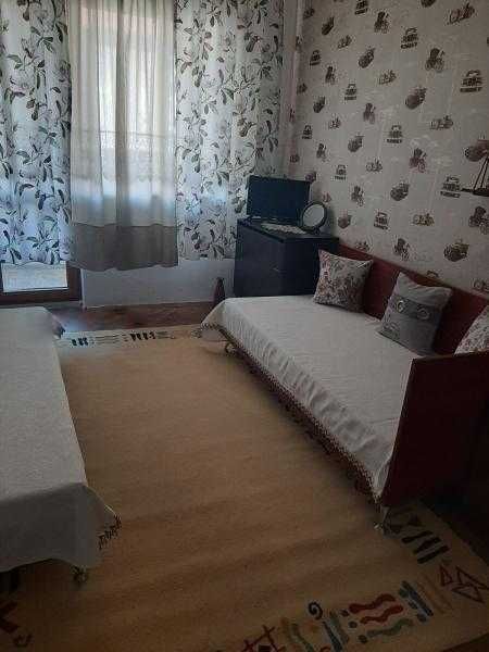 Дава се под наем Многостаен апартамент в Бургас, Възраждане - 88 кв.м за 561 € - Снимка #6