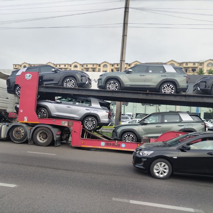 Автовоз полуприцеп шести 6 местный