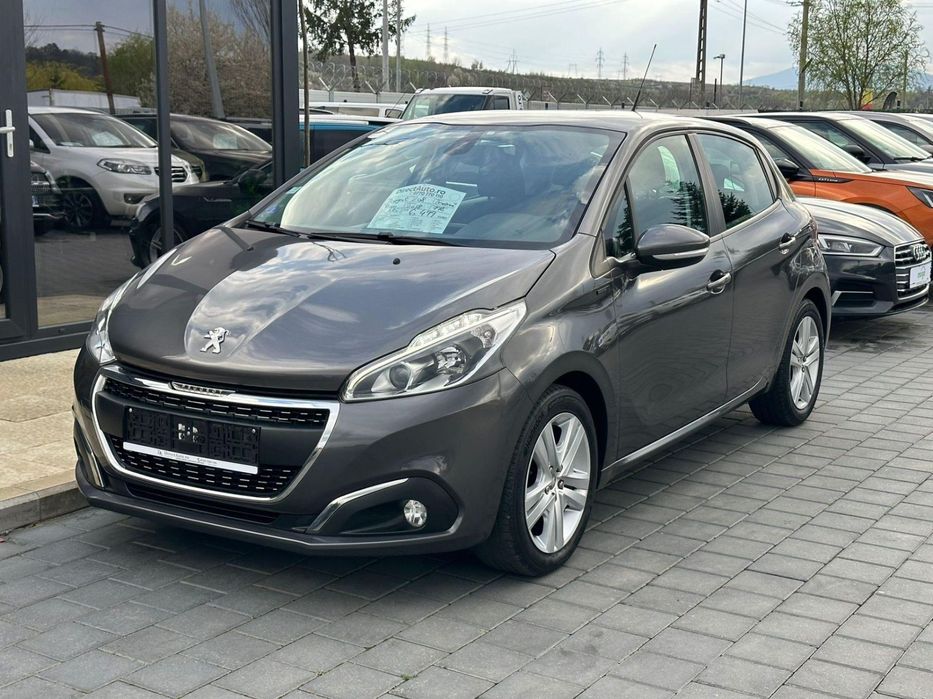 Peugeot 208 2018 | Euro 6 | 1.2i 110 CP | Garantie 12 Luni | Rate avans 0