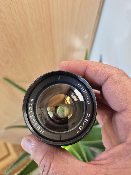 Obiectiv manual focus Mir 1B 37mm f2.8 M42