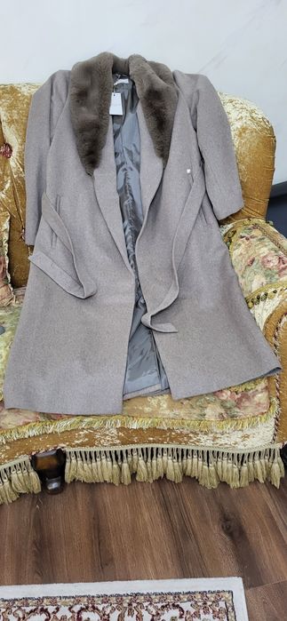 Пальто шерстяное демисезонное