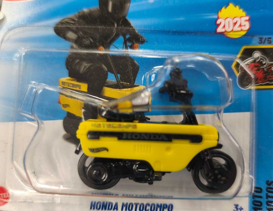Mașinute hot wheels
