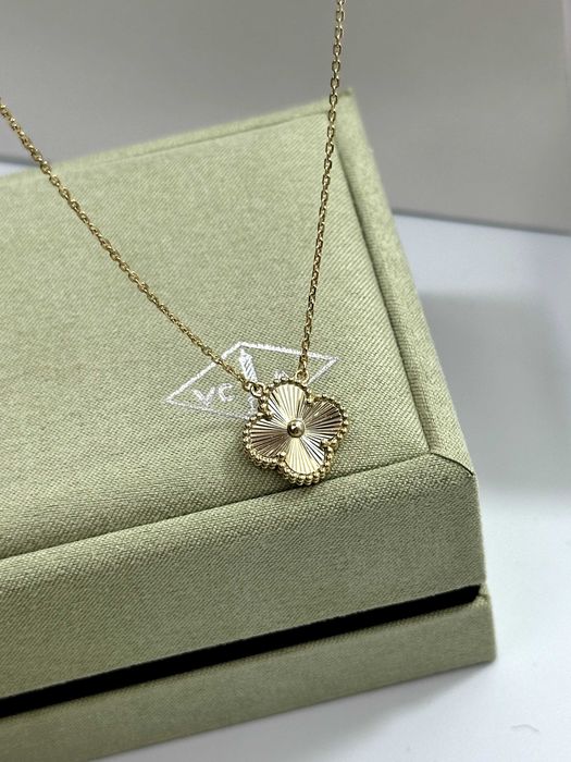 Colier Van Cleef & Arpels Gold 585 Guilloche