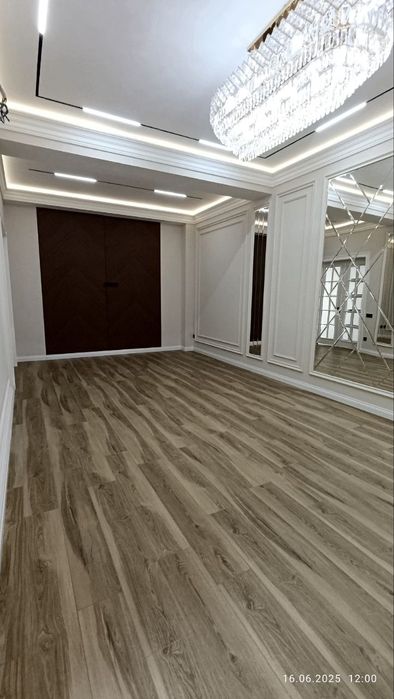 Zenitda uy sottiladi