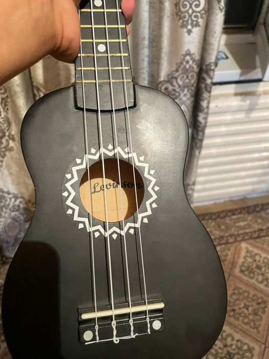 укулеле сатылады