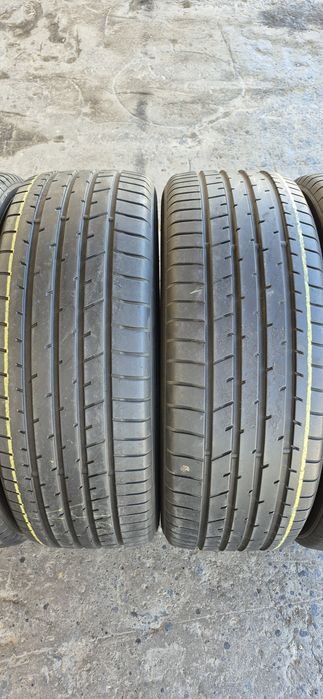 4 anvelope vara  Toyo 225/55/19.Pretul este pe bucata.