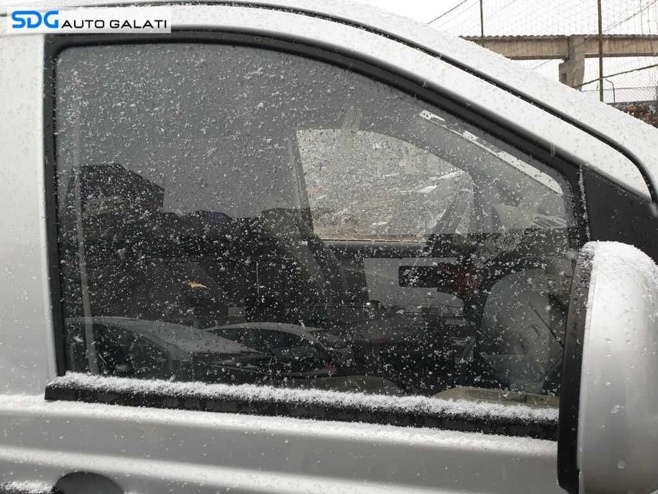 Geam Sticla Culisant Usa Portiera Dreapta Fata Mercedes Vito Viano W639 2003 - 2014