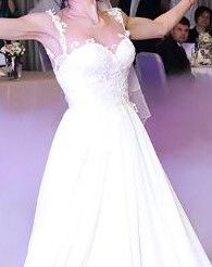 Rochie + Voal + Diadema + Capa Mireasa BestBride 2018. Pret Negociabil