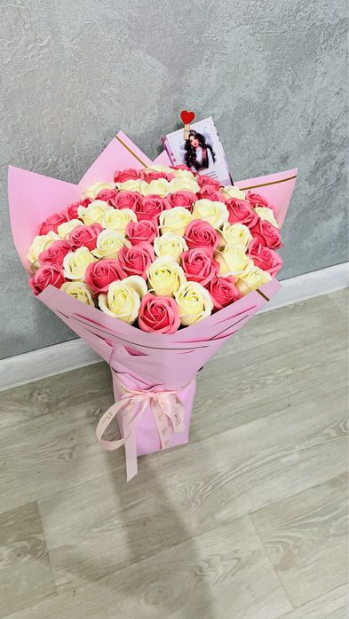 АКЦИЯ 101 роза со скидкой 20.мың. 51 роза 12.мың (негізгі баға 20 мың)