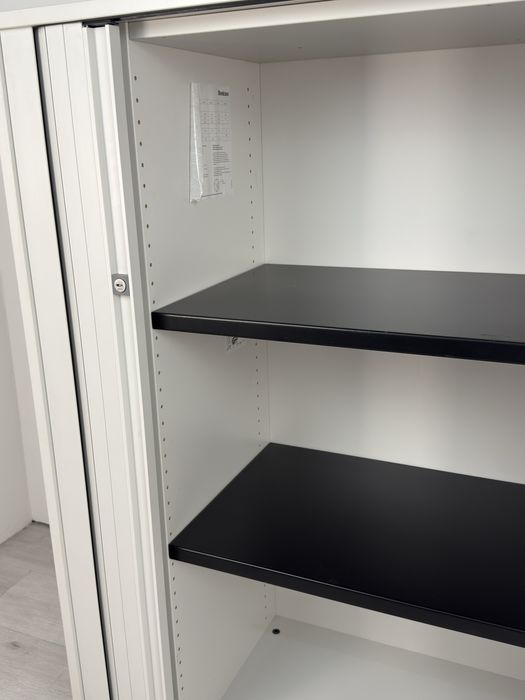 офисен шкаф етажарка съхранение на документи и други нужди обзавеждане