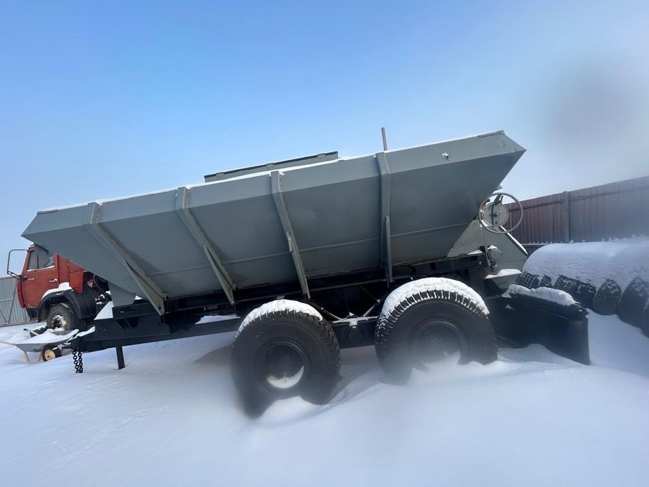 Продам цементораспредилитель, 11 тонник,