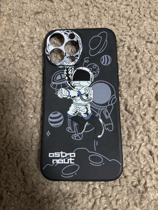 Кейсове за iphone 13 pro max