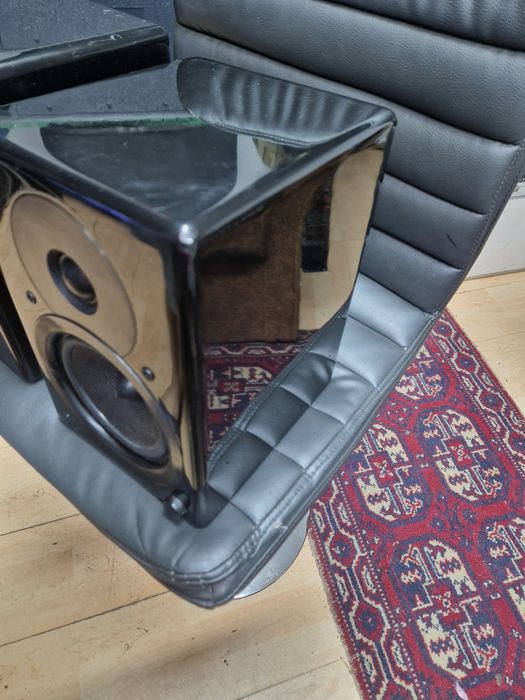 Monitoare  active argon 7350a