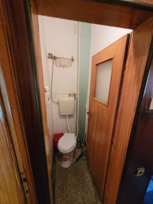 Продава се Четиристаен апартамент в с. Мараш, Област Шумен - 8003 кв.м за 7 €/кв.м - Снимка #6