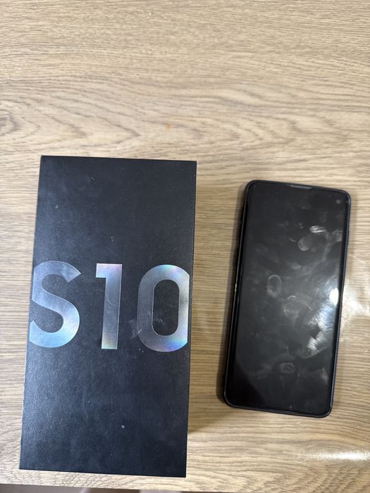 Продается Samsung s 20 и s 10