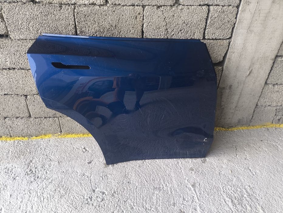 Задна дясна врата от Tesla model Y LR 2020