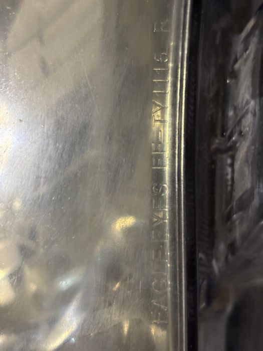 Камри 45  фара 2