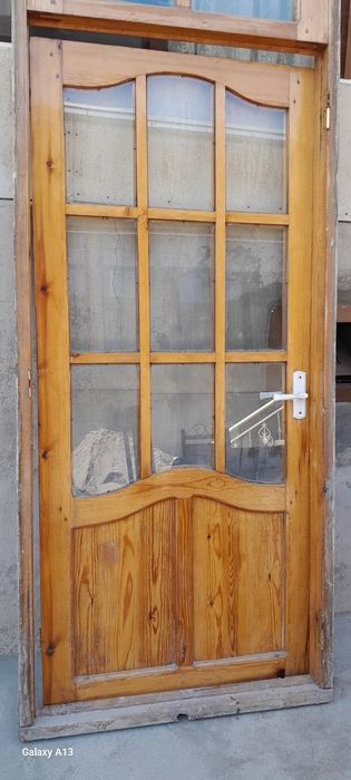 Yoģoch eshiklar 2ta narxi kelishiladi