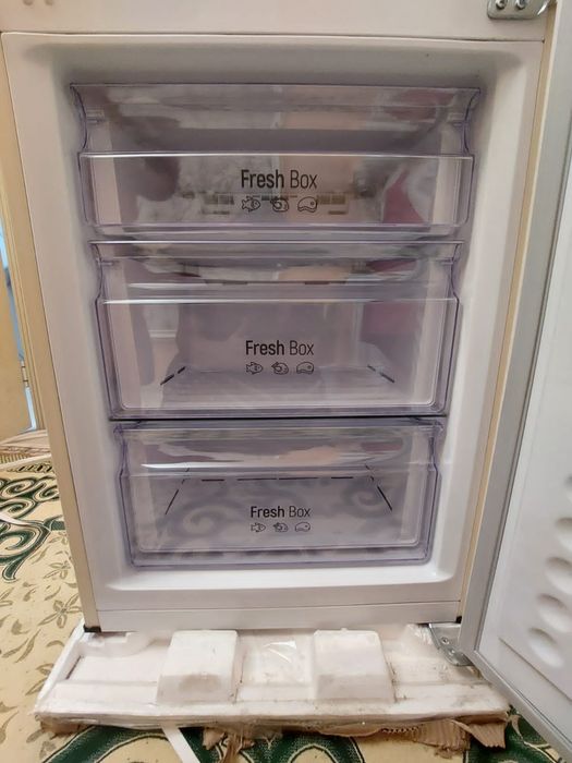 Холодильник shivaki