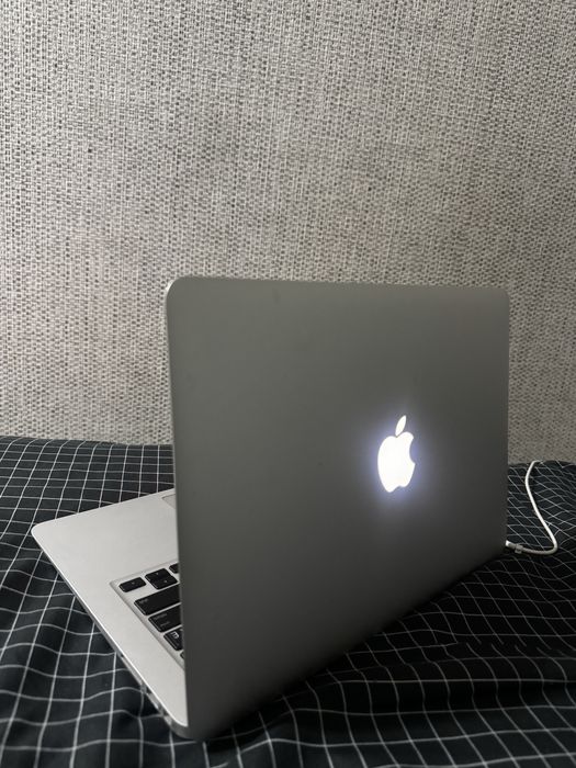 MacBook Air отличный вариант для офиса