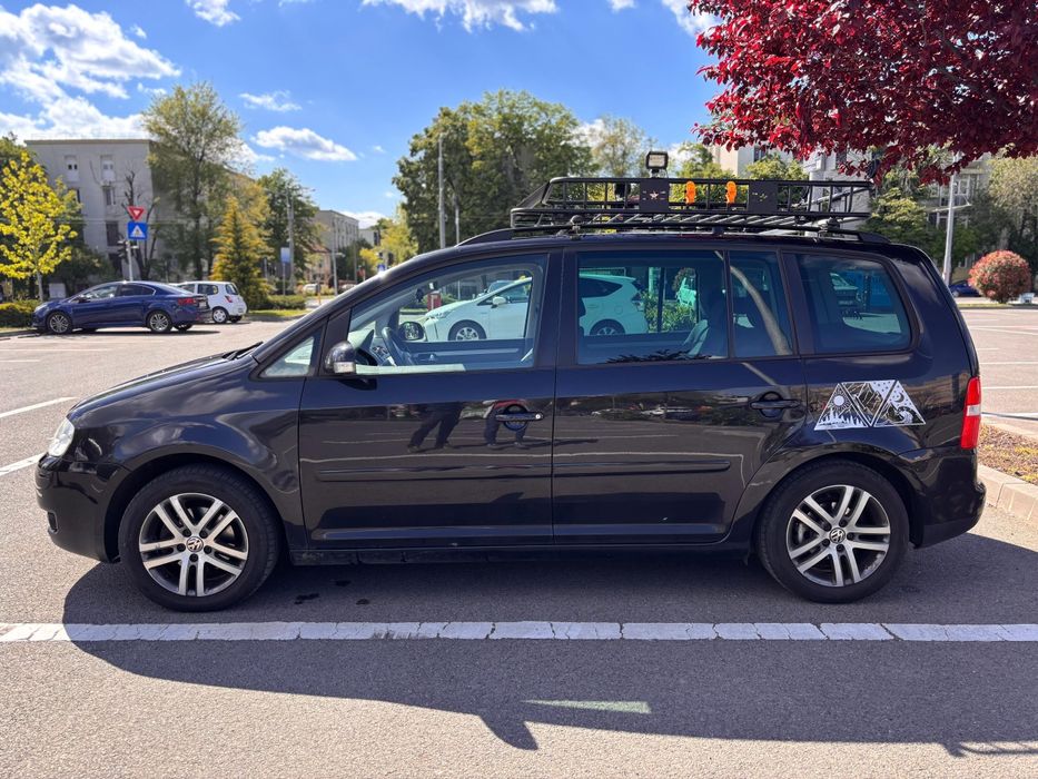 Volkswagen Touran 2.0 TDI Automat echipare Camper