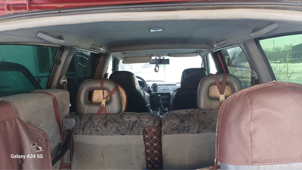 Продам 6 местный Nissan Serena