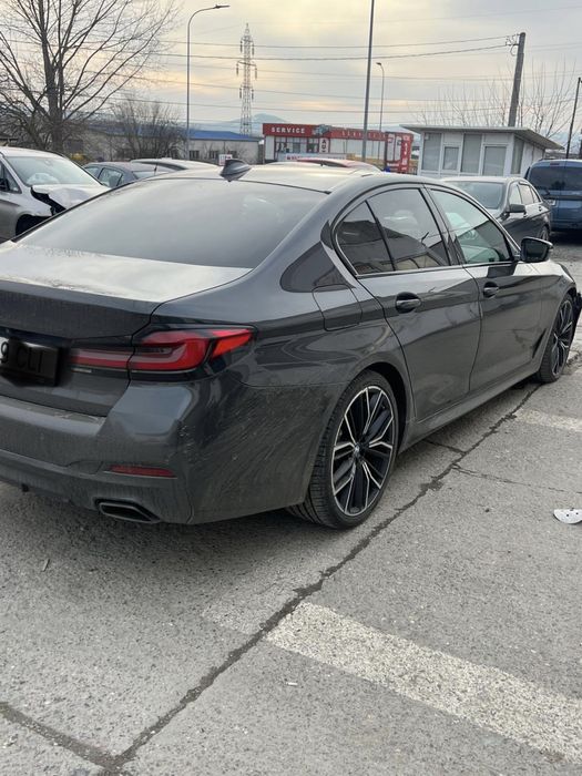 Vand BMW 530D XDrive  Avariat