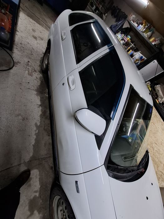 Продам приору хэчбек