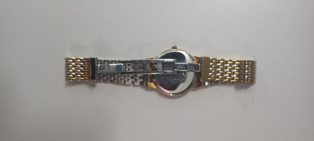 Часы с надписью Дастархан б/у