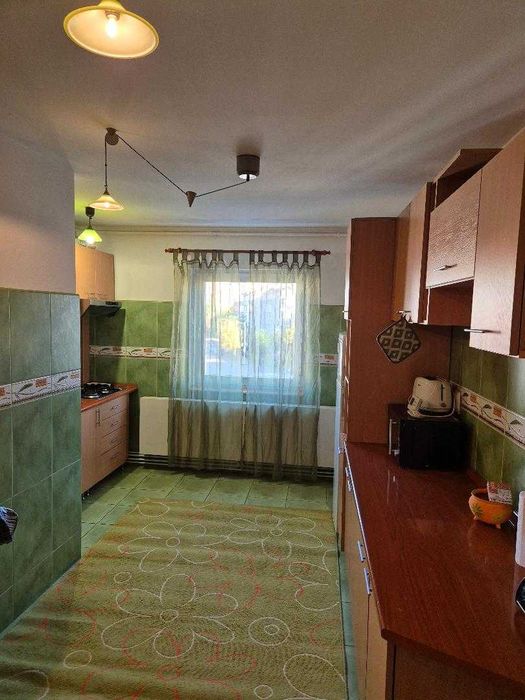 Inchiriez apartament cu 2 camere in Brasov Str. I.L. Caragiale