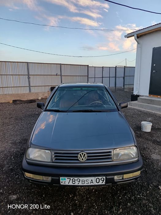Продам Volkswagen Vento в отличном состояние.