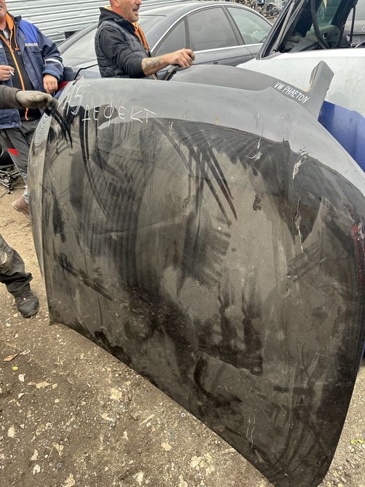 Преден капак Audi A5 8t 2008-2012 година със забележки ном 205