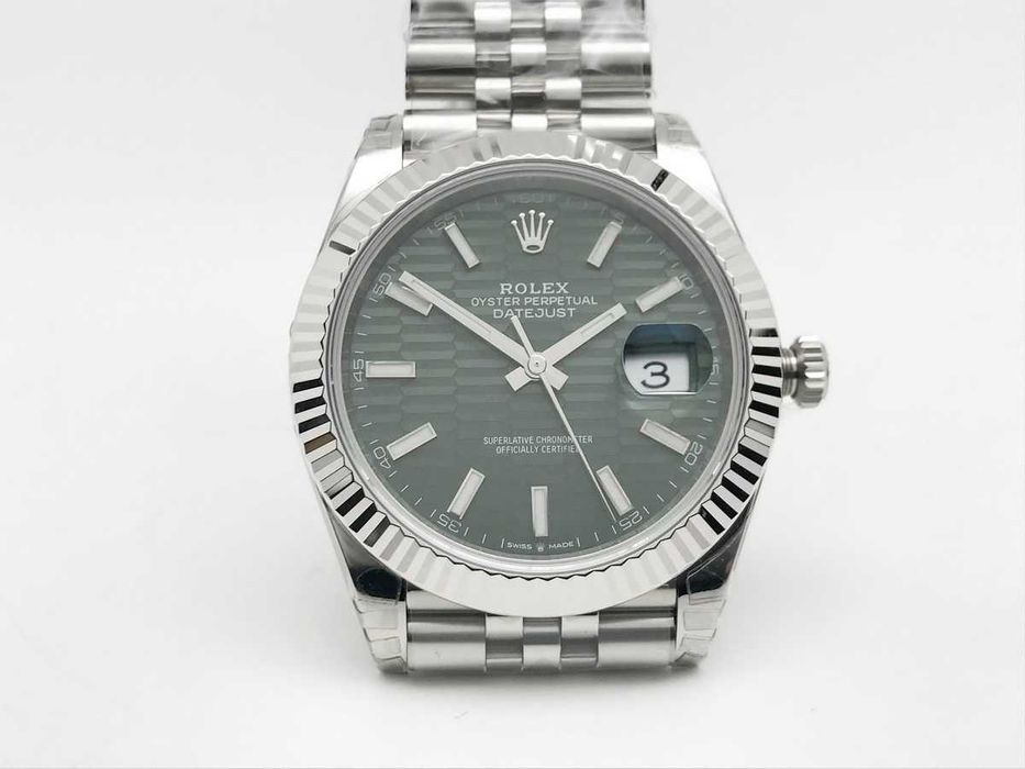 Rolex Datejust 41mm Зелен циферблат Fluted Bezel Jubilee – реални снимки – поръчка