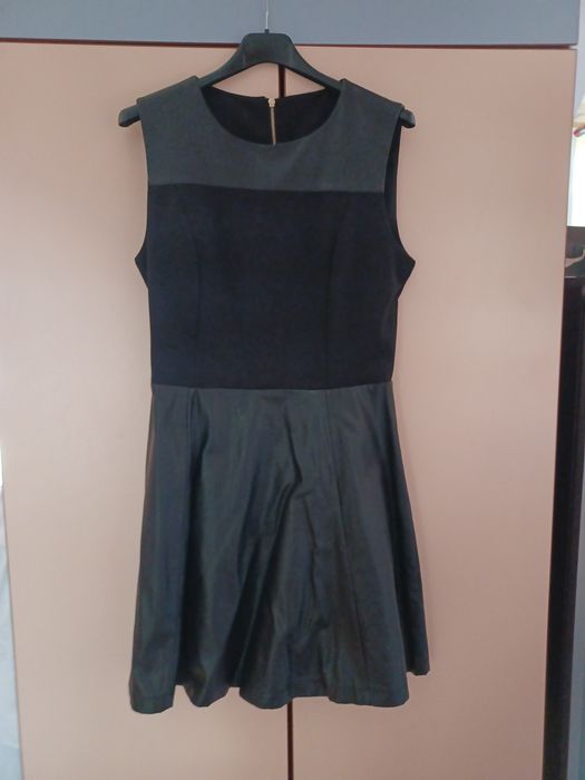 Черна къса рокля