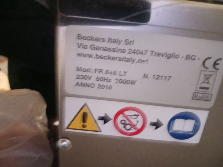 Фритюрница новый beekers 8+8