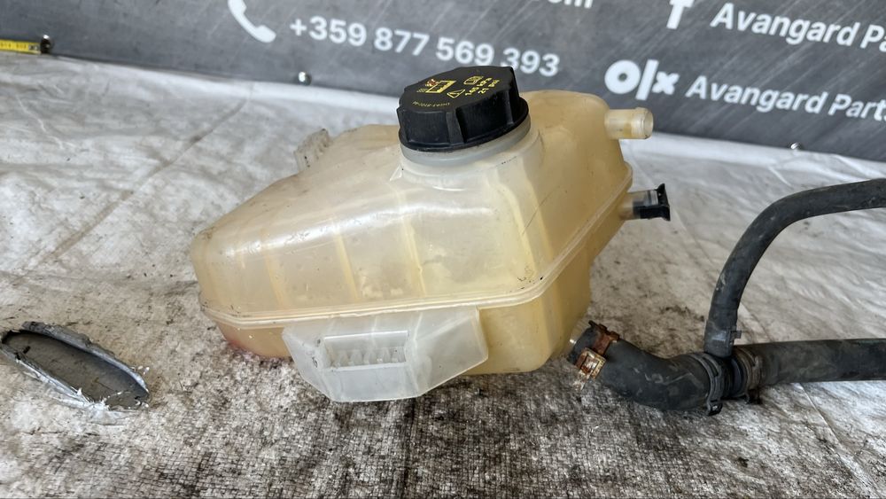 Ford Transit Courier казанче радиатор