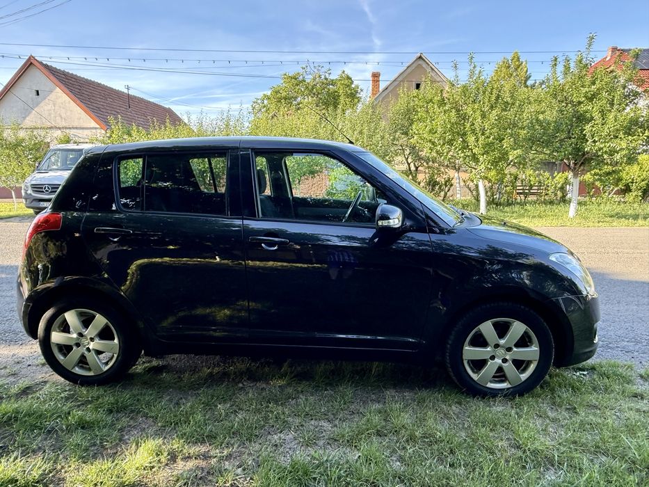 Suzuki Swift 1.3 benzina 146000 km