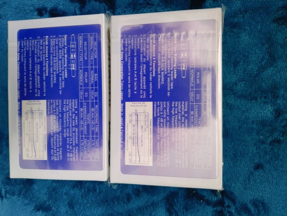 HITACHI DL90 компакт кассеты