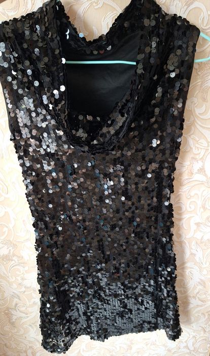 Продам платье 44-46 размер