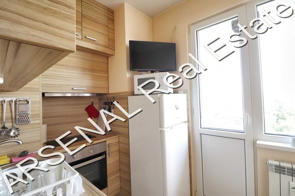 Дава се под наем Тристаен апартамент в София, Яворов - 120 кв.м за 700 € - Снимка #9