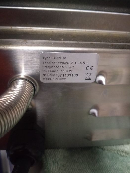 Продаётся вафельница