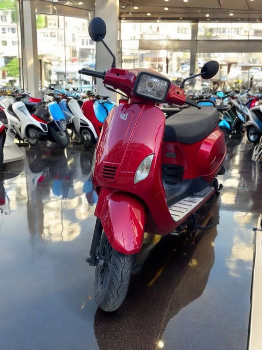 Scuter Riya fara permis