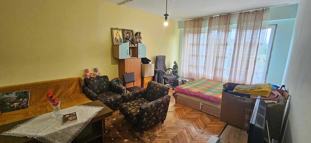 Двустаен апартамент в Кремиковци