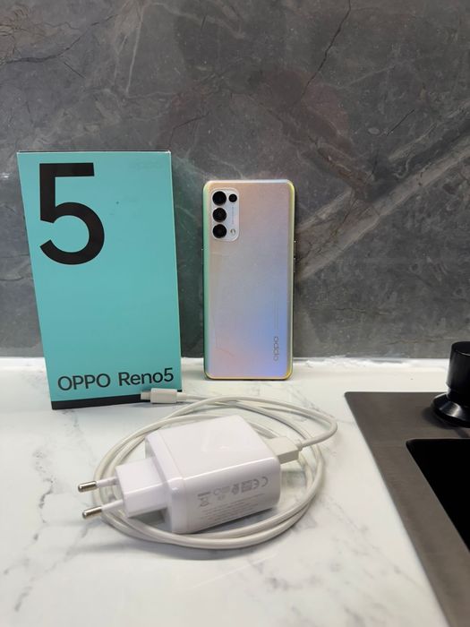 Продам смартфон Oppo reno 5