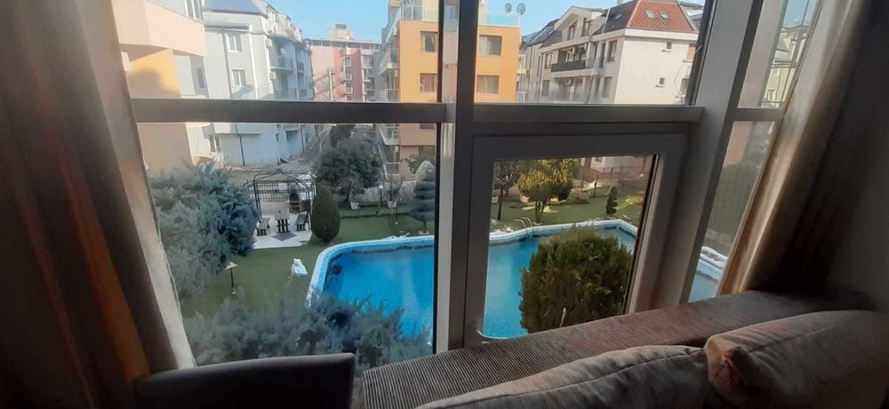 Дава се под наем Двустаен апартамент в к.к. Слънчев бряг - 60 кв.м за 331.5 € - Снимка #3