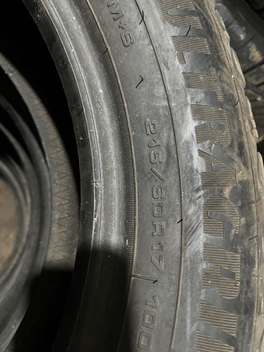 Шина 215/60/17  3компелкт