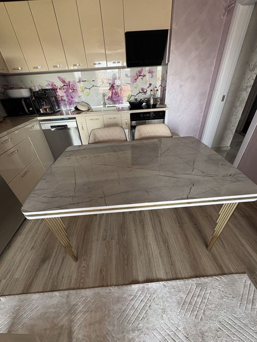 Маса + 6стола 280€ , детско бюро + стол  80€