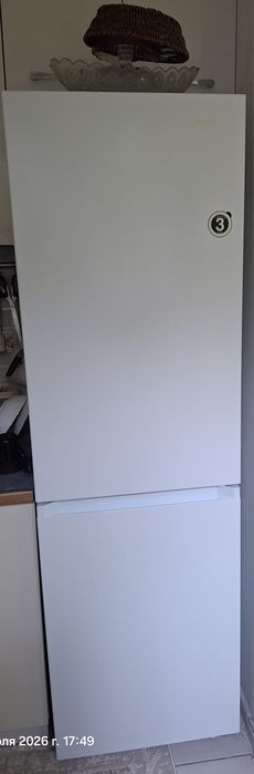 Продам отличный холодильник