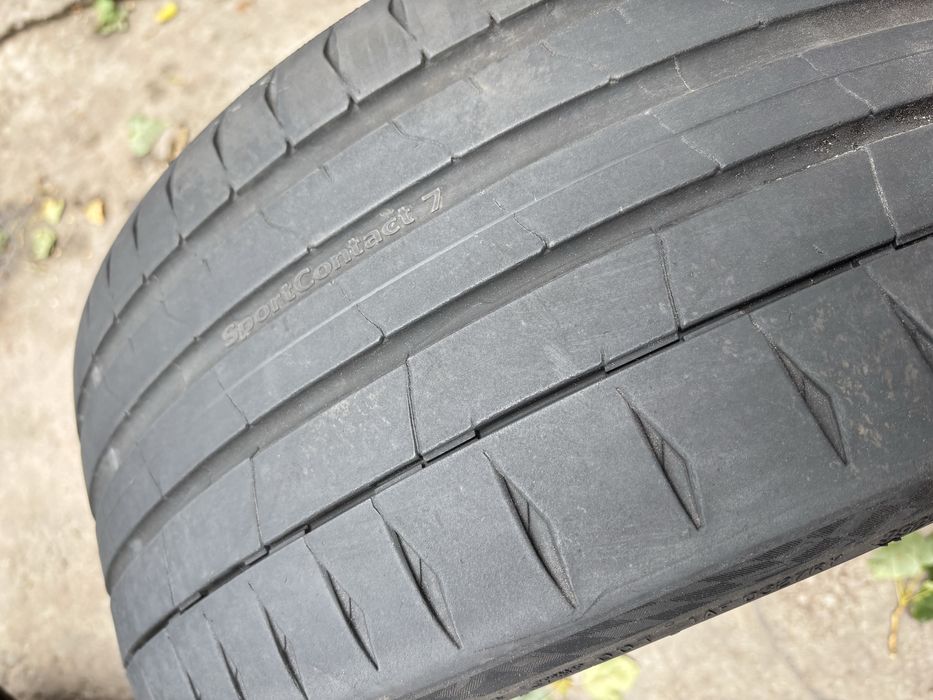 225/35/19 Continental 2 бр